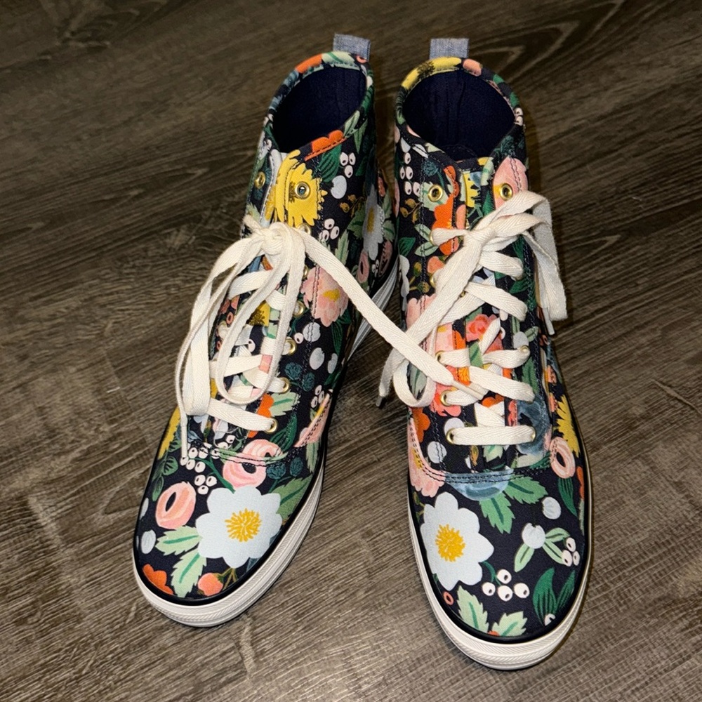 NWOT Rifle Paper Co x Keds Vintage Blossoms The Platform Mid Sneaker